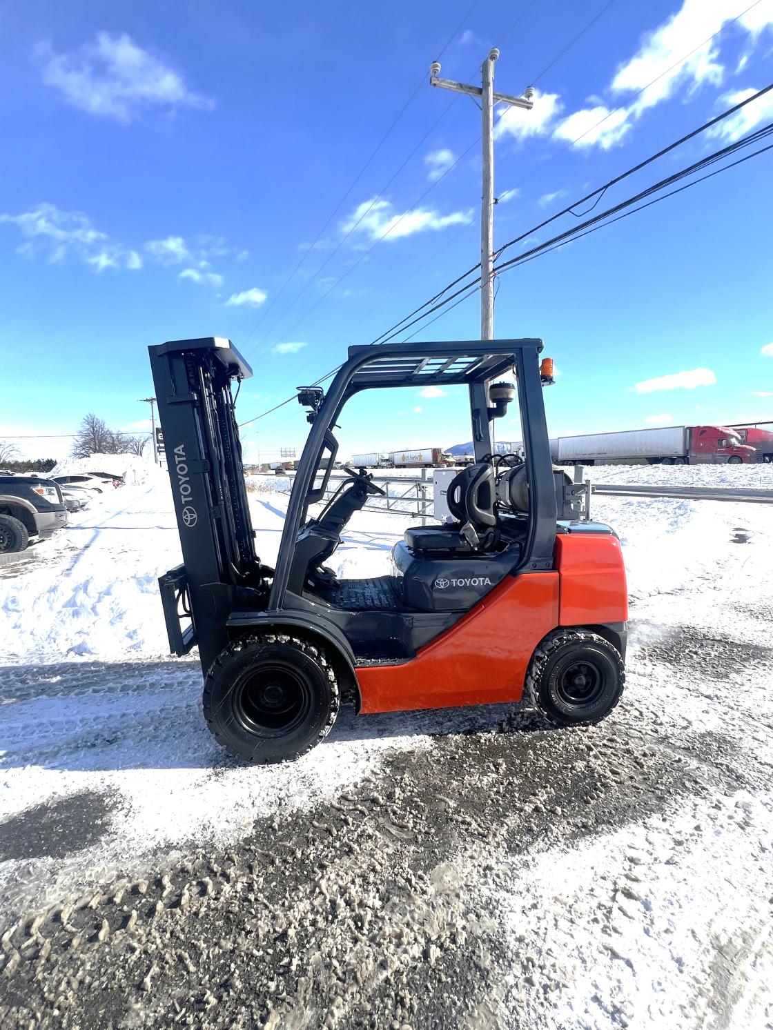 Chariot élévateur pneumatique Toyota 8FGU25 2016 #13271